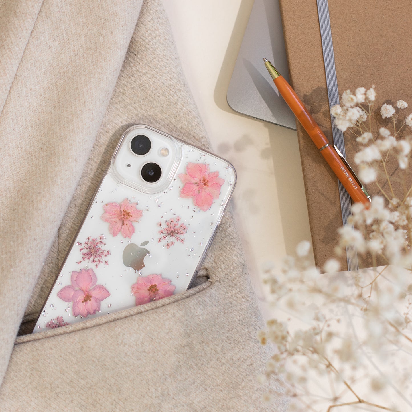 Sammy Dried Flowers Phonecase