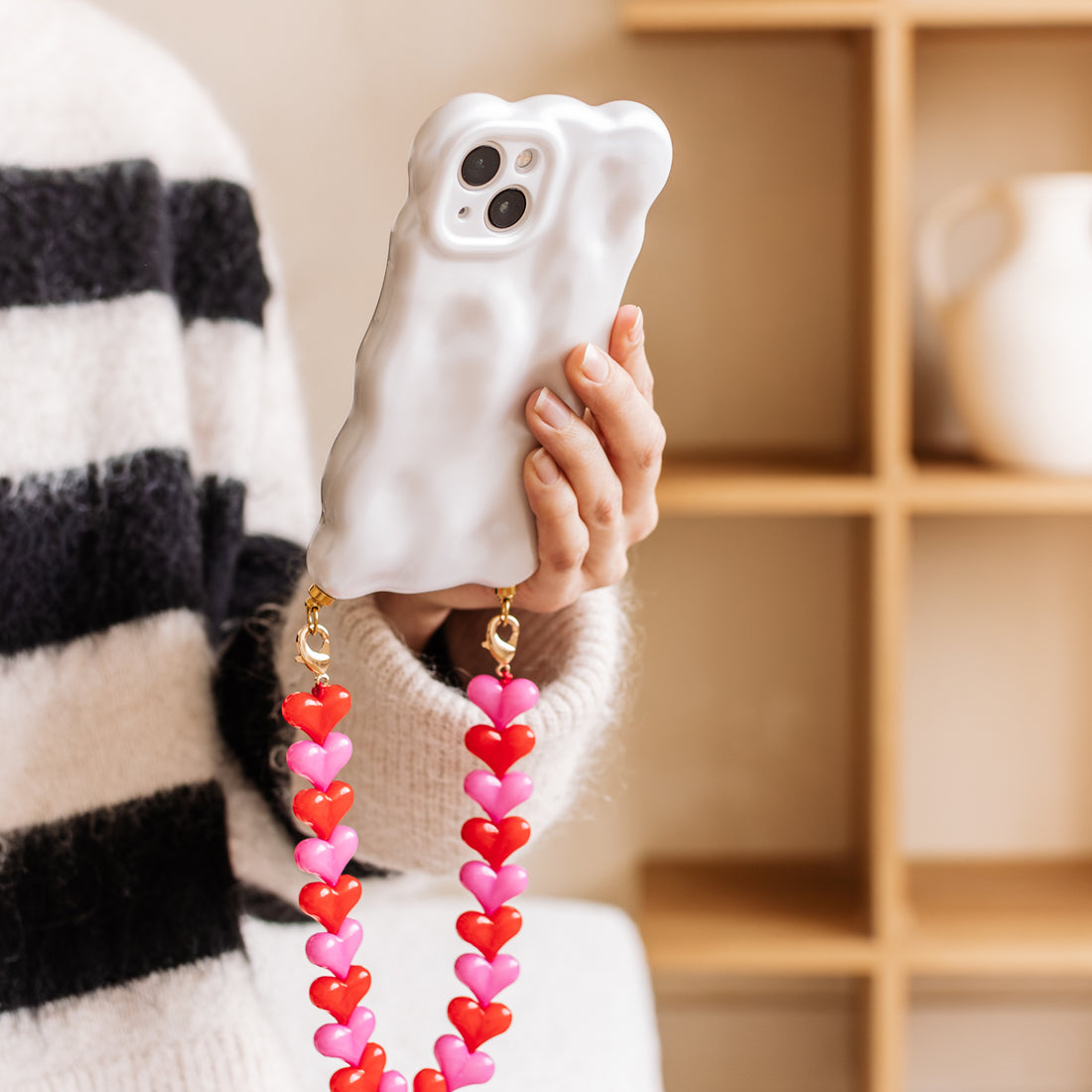 Bubbly white phone case with red &amp; pink hearts cord