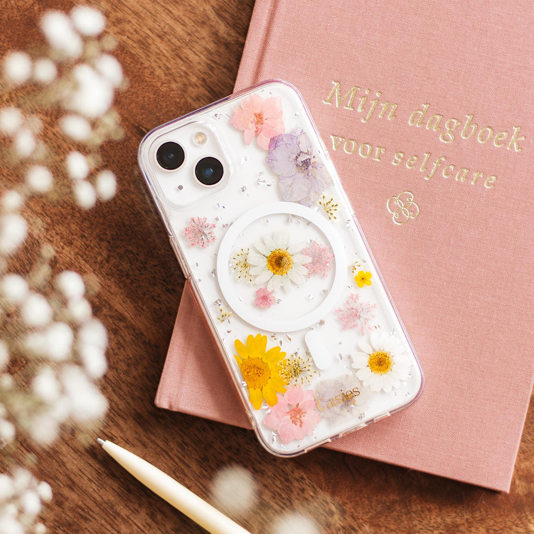 Bella Dried Flowers phonecase - with MagSafe