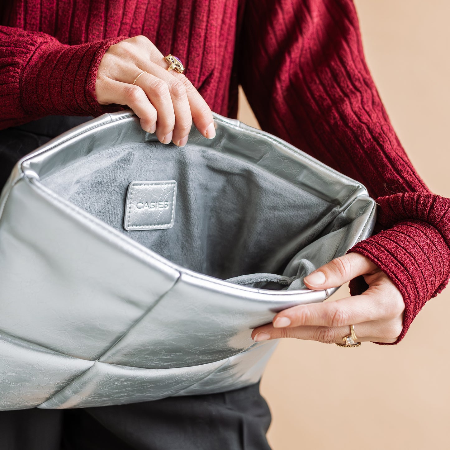 Puffy laptop sleeve 13 Inch - Metallic Silver